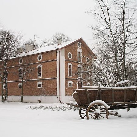 Ostoya Inn & Granary Jasionka Bagian luar foto