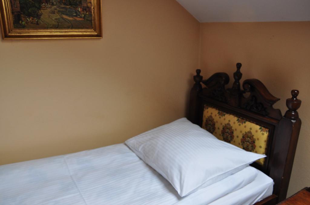 Ostoya Inn & Granary Jasionka Ruang foto