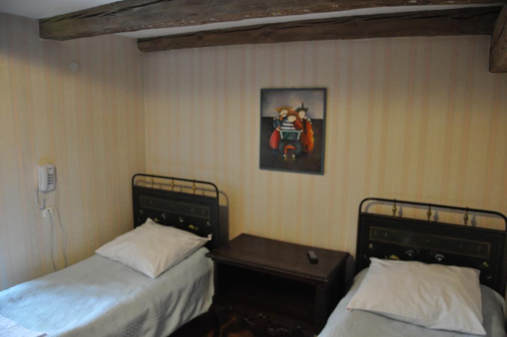 Ostoya Inn & Granary Jasionka Ruang foto